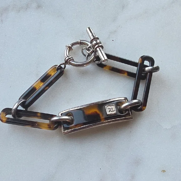 Ralph Lauren Lauren Tortoiseshell Link Toggle Bracelet. - Picture 3 of 6